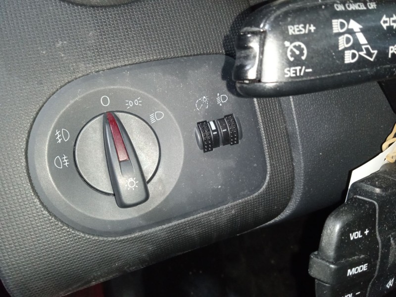 seat ibiza iv (6j5, 6p1) del año 2010