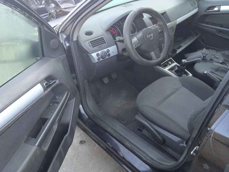opel astra h (a04) del año 2005