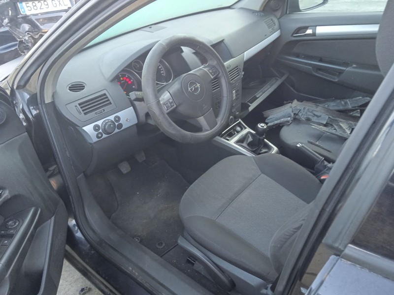 opel astra h (a04) del año 2005