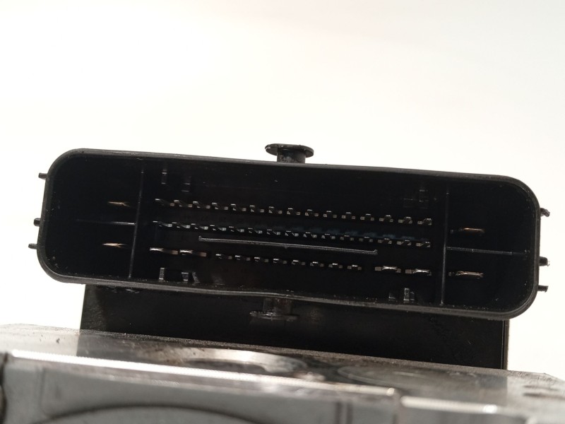 Recambio de abs para volkswagen tiguan (ad1, ax1) 2.0 tdi referencia OEM IAM 5Q0614517CE 28515782123 10022010014