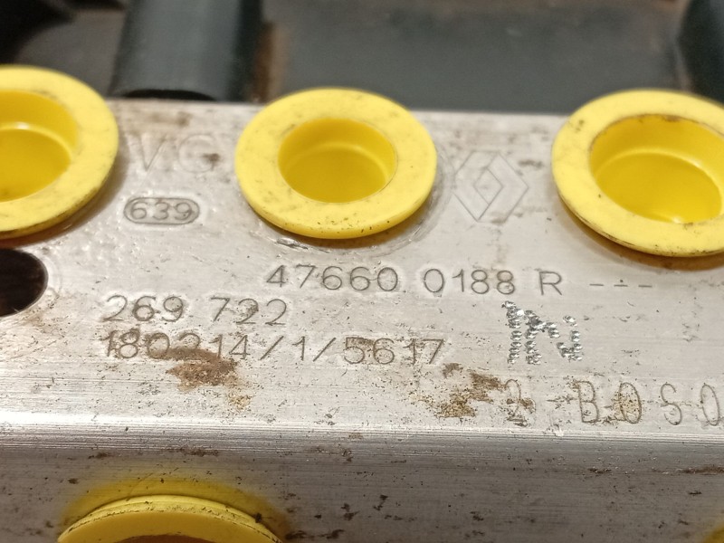 Recambio de abs para dacia sandero ambiance referencia OEM IAM 476600188R 0265956527 269722