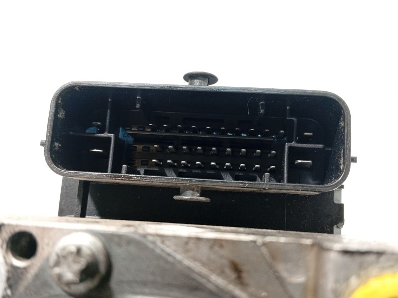 Recambio de abs para dacia duster laureate 4x2 referencia OEM IAM 8200846463 0265800903 0265232384