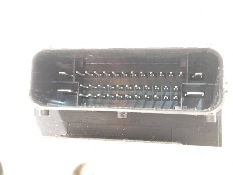 Recambio de abs para hyundai i40 style blue referencia OEM IAM 589203Z570 BE6003I507 BH6013I509