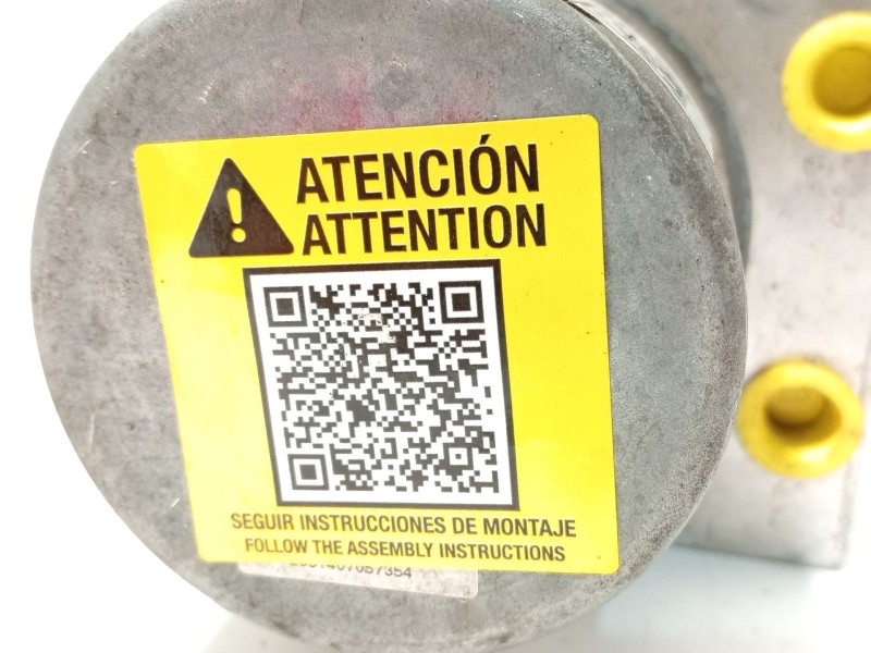 Recambio de abs para hyundai i40 style blue referencia OEM IAM 589203Z570 BE6003I507 BH6013I509