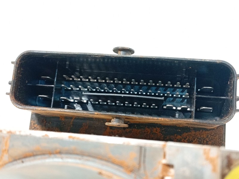 Recambio de abs para volkswagen touran (5t1) 1.6 tdi referencia OEM IAM 5Q0614517CG 28515868123 10022009984