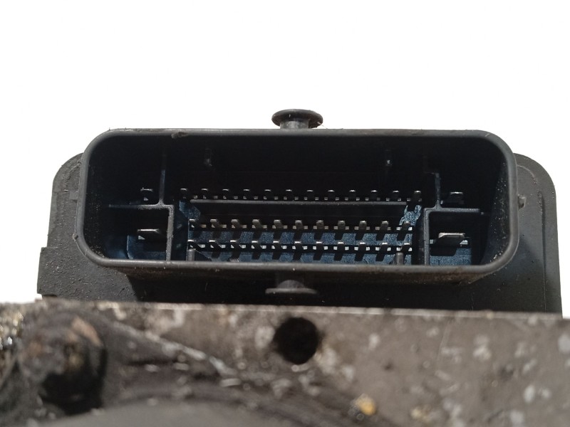 Recambio de abs para iveco daily 35 s referencia OEM IAM 5801815699 2265106516 269766