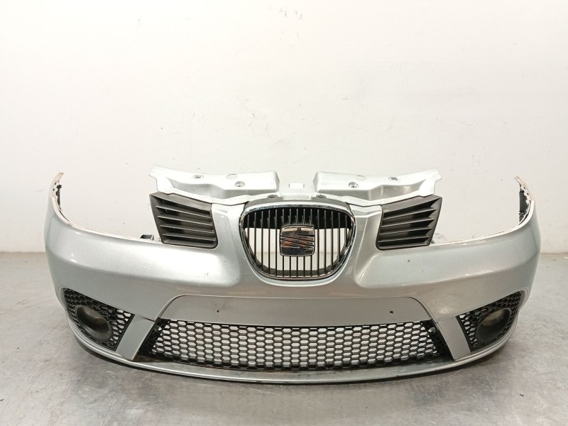 Recambio de paragolpes delantero para seat ibiza iii (6l1) 1.4 tdi referencia OEM IAM 6L6807217K 6L6807217KGRU 