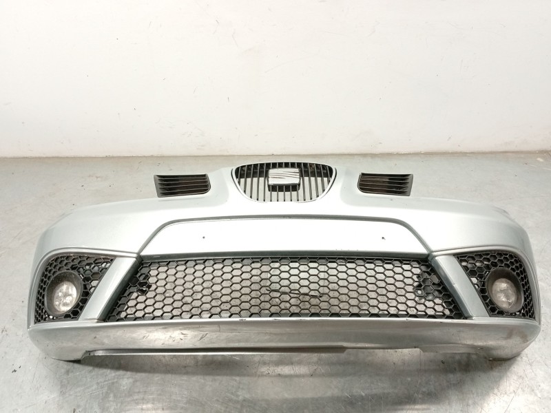 Recambio de paragolpes delantero para seat ibiza iii (6l1) 1.4 tdi referencia OEM IAM 6L6807217K 6L6807217KGRU 