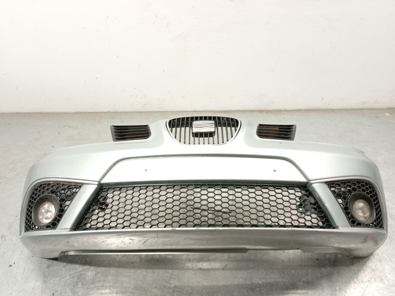 Recambio de paragolpes delantero para seat ibiza iii (6l1) 1.4 tdi referencia OEM IAM 6L6807217K 6L6807217KGRU 