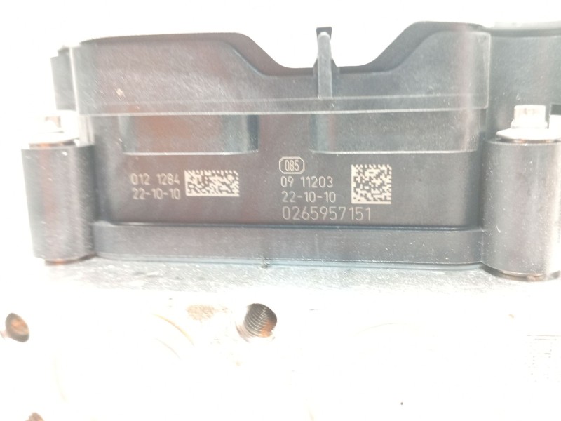 Recambio de abs para toyota yaris (_p21_, _pa1_, _ph1_) 1.5 hybrid (mxph10) referencia OEM IAM 445400D780 0265957151 970448