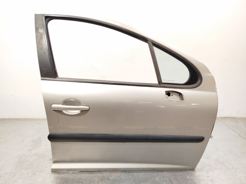 Recambio de puerta delantera derecha para peugeot 207/207+ (wa_, wc_) 1.6 hdi referencia OEM IAM 9004X8  