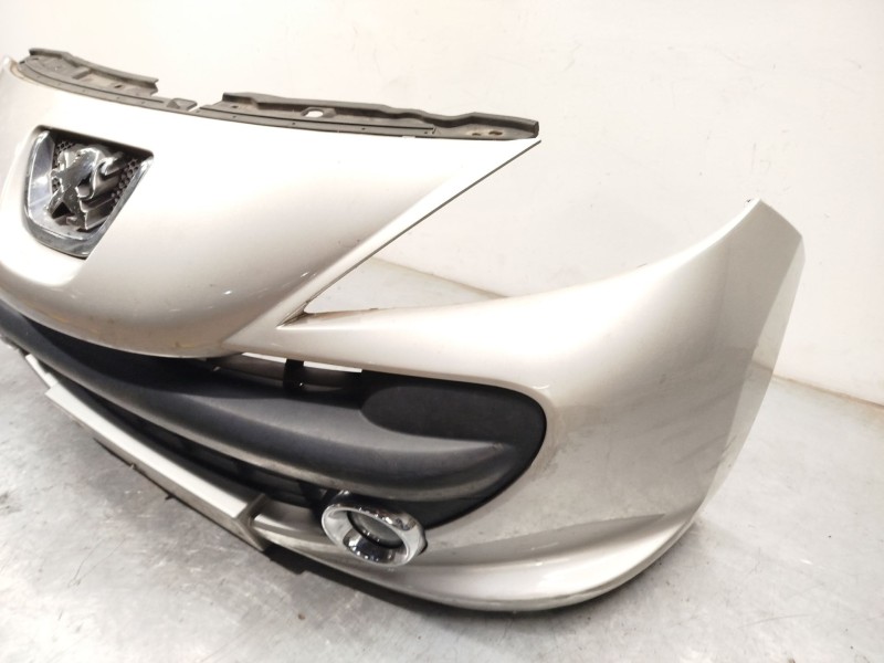 Recambio de paragolpes delantero para peugeot 207/207+ (wa_, wc_) 1.6 hdi referencia OEM IAM 7401ES  