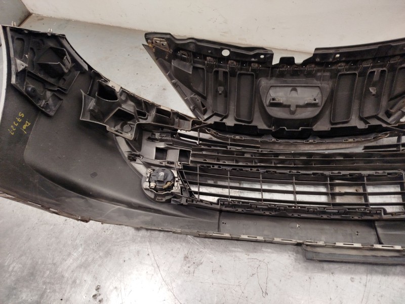 Recambio de paragolpes delantero para peugeot 207/207+ (wa_, wc_) 1.6 hdi referencia OEM IAM 7401ES  