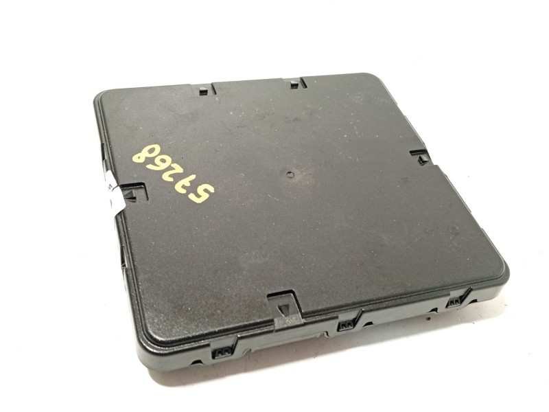 Recambio de centralita confort para audi e-tron (gen) 50 quattro referencia OEM IAM 8W1907064AH  5DK014366