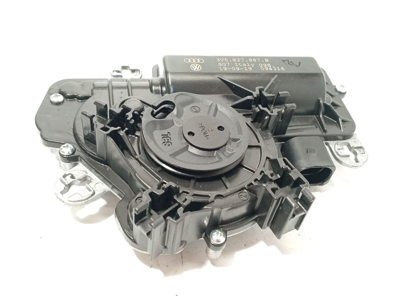 Recambio de motor cierre centralizado porton para audi e-tron (gen) 50 quattro referencia OEM IAM 3V5827887B  