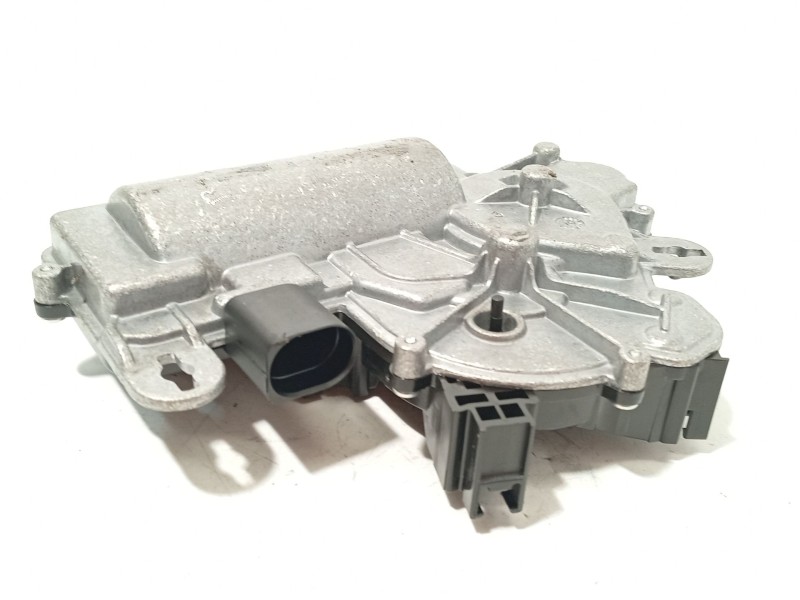 Recambio de motor cierre centralizado porton para audi e-tron (gen) 50 quattro referencia OEM IAM 3V5827887B  