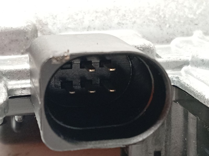 Recambio de motor cierre centralizado porton para audi e-tron (gen) 50 quattro referencia OEM IAM 3V5827887B  