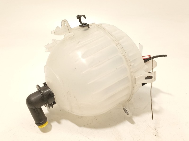 Recambio de deposito expansion para audi e-tron (gen) 50 quattro referencia OEM IAM 4KE121405A  