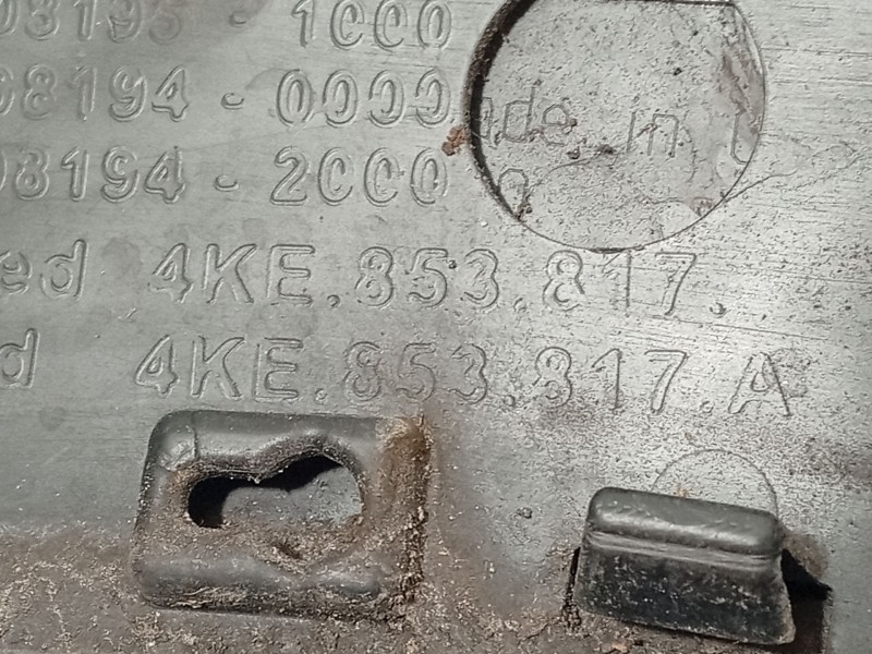 Recambio de aletin trasero izquierdo para audi e-tron (gen) 50 quattro referencia OEM IAM 4KE853817 4KE8538174W3 