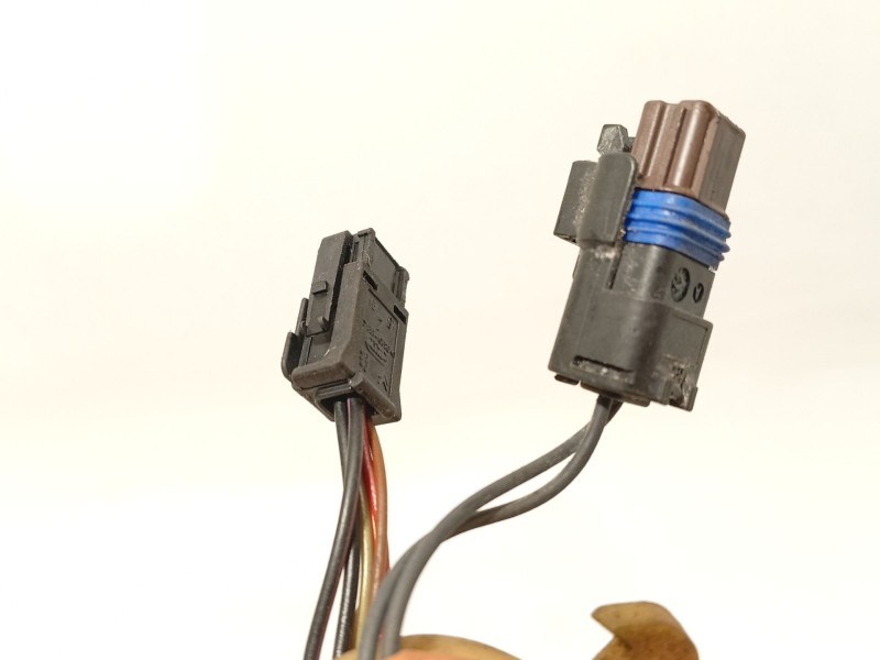 Recambio de retrovisor derecho para peugeot 308 sw i (4e_, 4h_) 1.6 hdi referencia OEM IAM 8153NC  