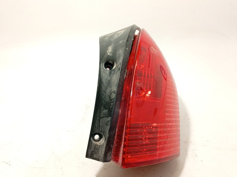 Recambio de piloto trasero derecho para peugeot 308 sw i (4e_, 4h_) 1.6 hdi referencia OEM IAM 6350FF  