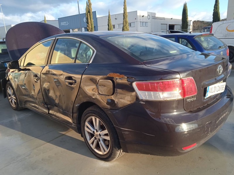 toyota avensis sedán (_t27_) del año 2009