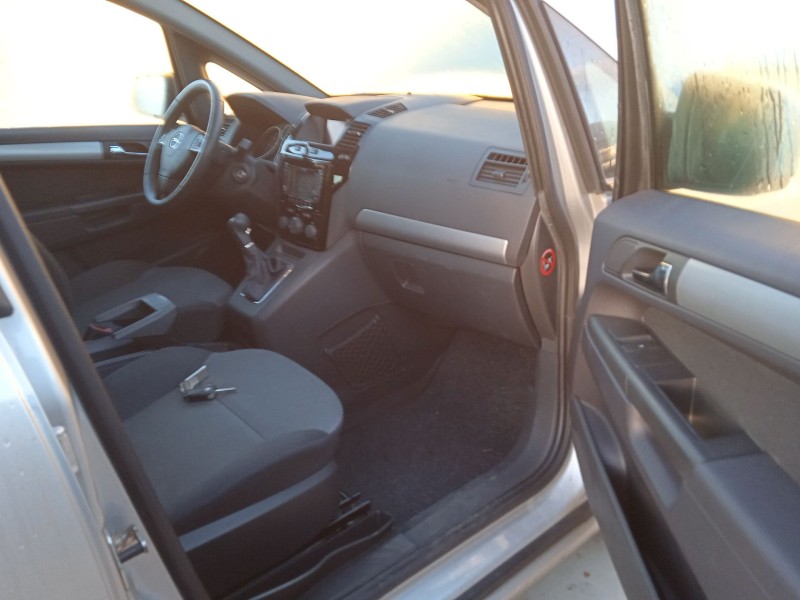 opel zafira / zafira family b (a05) del año 2013