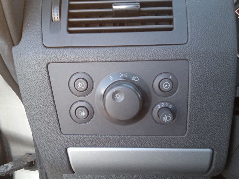 opel zafira / zafira family b (a05) del año 2013