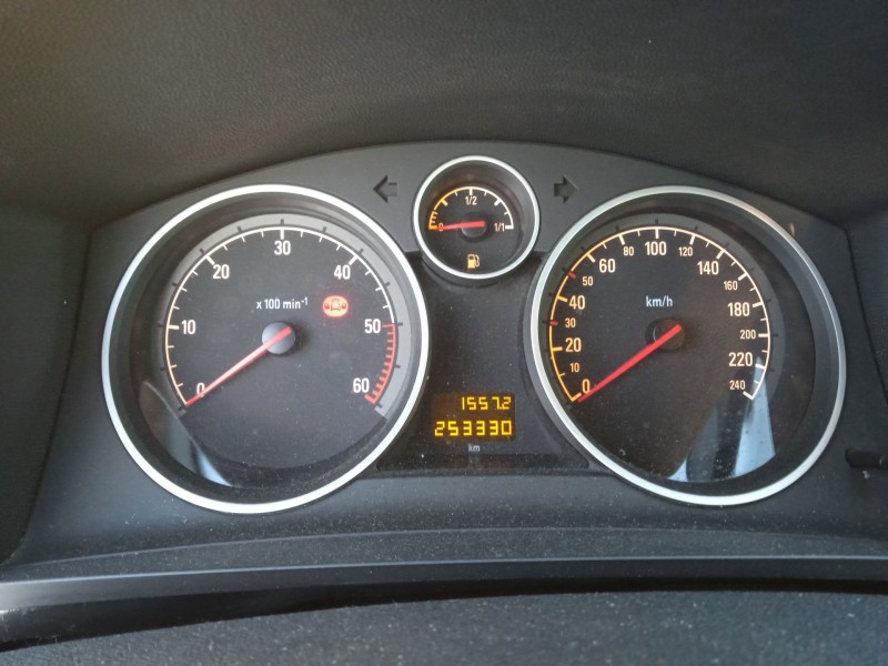 opel zafira / zafira family b (a05) del año 2013