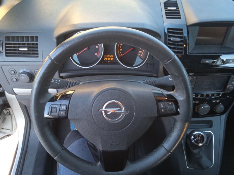 opel zafira / zafira family b (a05) del año 2013