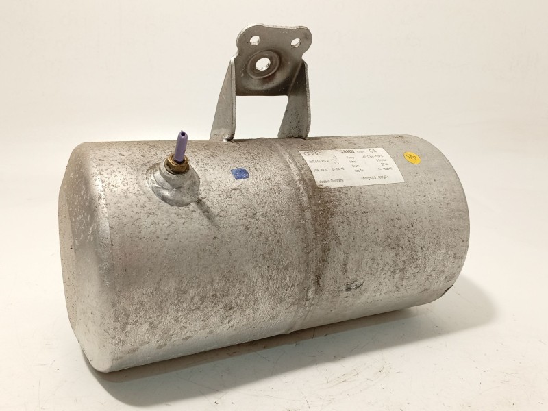 Recambio de acumulador suspension neumatica para audi e-tron (gen) 50 quattro referencia OEM IAM 4KE616203A  