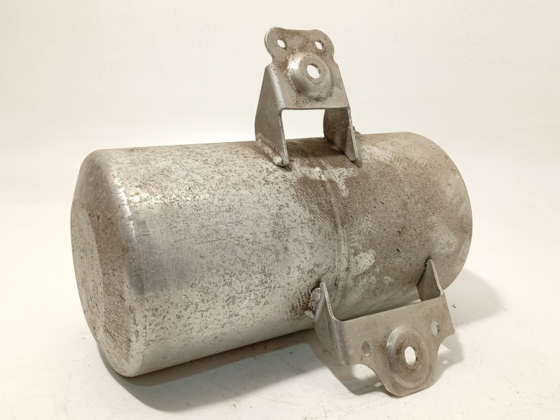 Recambio de acumulador suspension neumatica para audi e-tron (gen) 50 quattro referencia OEM IAM 4KE616203A  