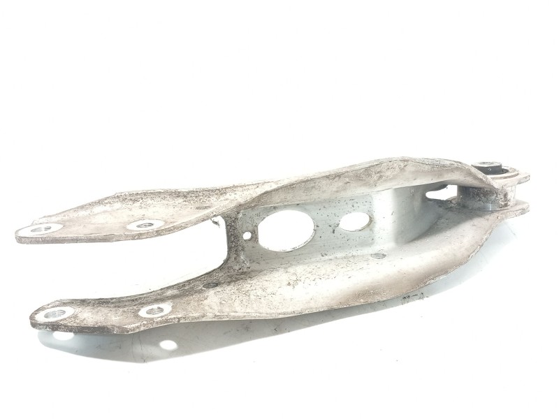 Recambio de brazo suspension inferior trasero izquierdo para audi e-tron (gen) 50 quattro referencia OEM IAM 4M0505311J  