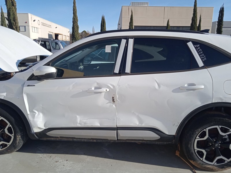 ford kuga iii (dfk) del año 2020