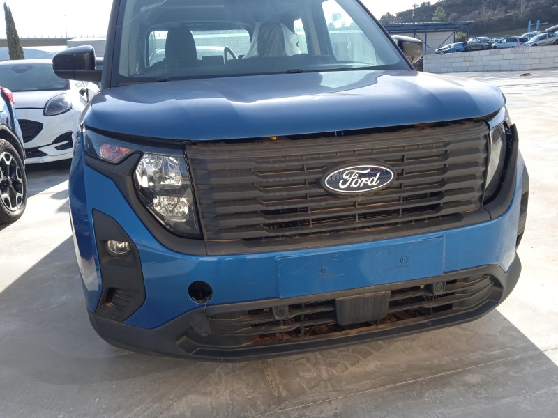 ford tourneo courier del año 2024