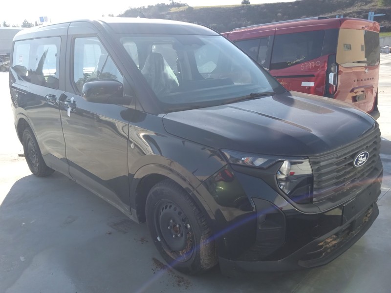 ford tourneo courier del año 2024
