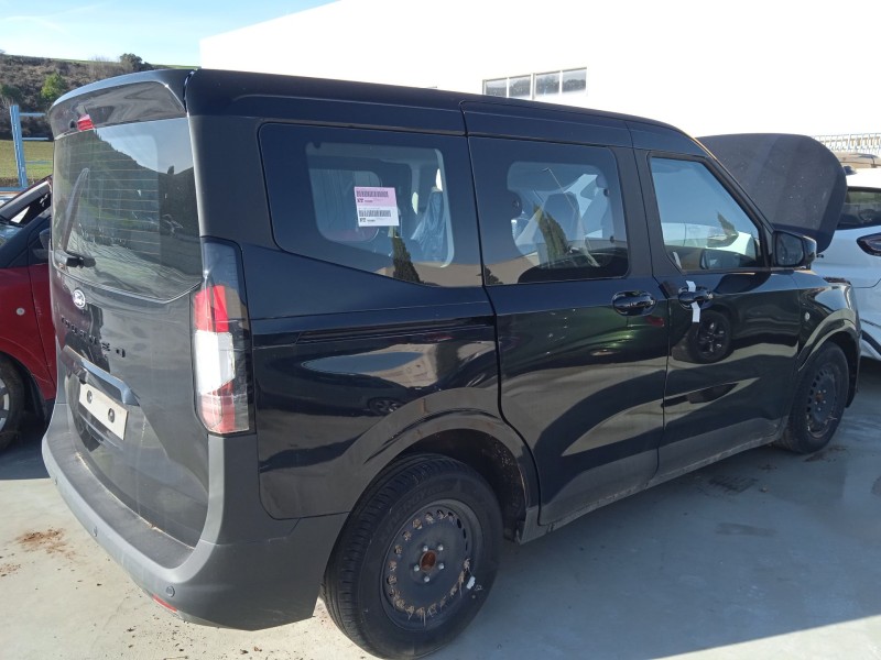 ford tourneo courier del año 2024