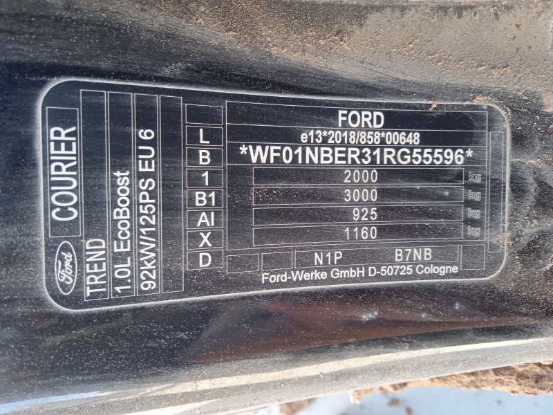 ford tourneo courier del año 2024