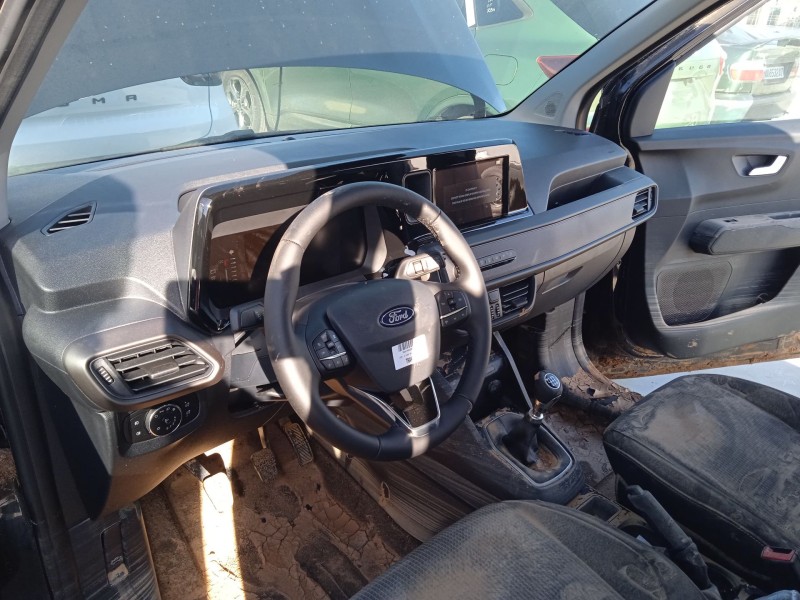 ford tourneo courier del año 2024