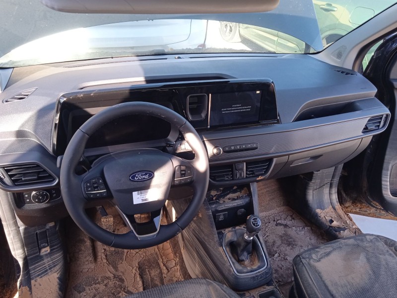 ford tourneo courier del año 2024