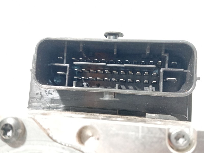 Recambio de abs para kia stonic (ybcuv) drive referencia OEM IAM 58910H8450 BE6003DA01 MGH85ADBH6013DA01