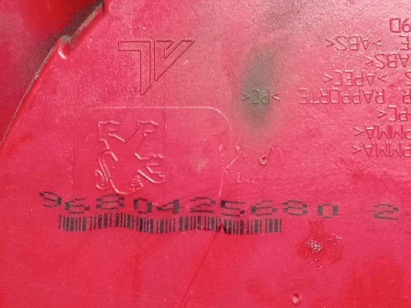 Recambio de piloto trasero derecho para peugeot 308 i (4a_, 4c_) 1.6 hdi referencia OEM IAM 9680425680 6351CV 