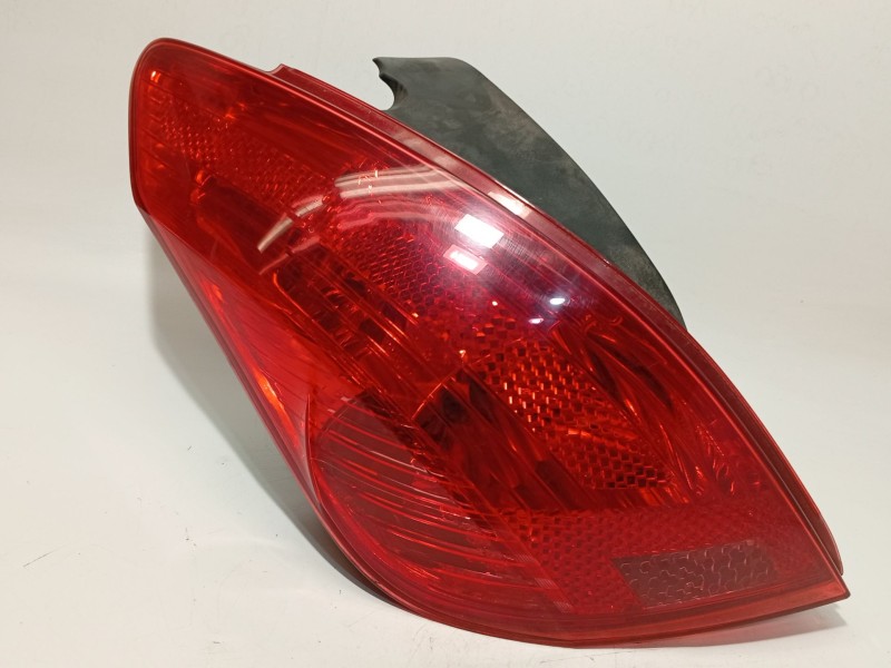 Recambio de piloto trasero izquierdo para peugeot 308 i (4a_, 4c_) 1.6 hdi referencia OEM IAM 9680425780 6350CV 