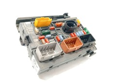 Recambio de caja reles / fusibles para peugeot 308 i (4a_, 4c_) 1.6 hdi referencia OEM IAM 9664706280 9807028780 9807028880