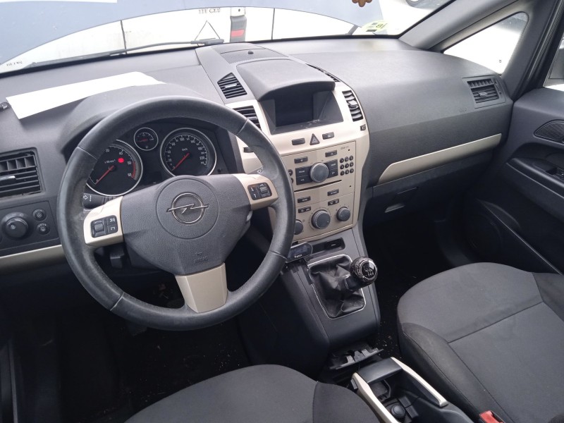 opel zafira / zafira family b (a05) del año 2009