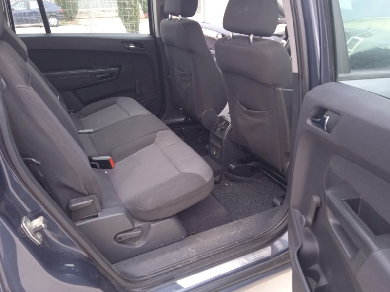 opel zafira / zafira family b (a05) del año 2009