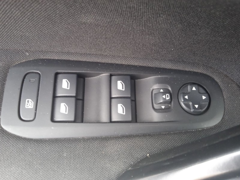 peugeot 308 ii (lb_, lp_, lw_, lh_, l3_) del año 2019