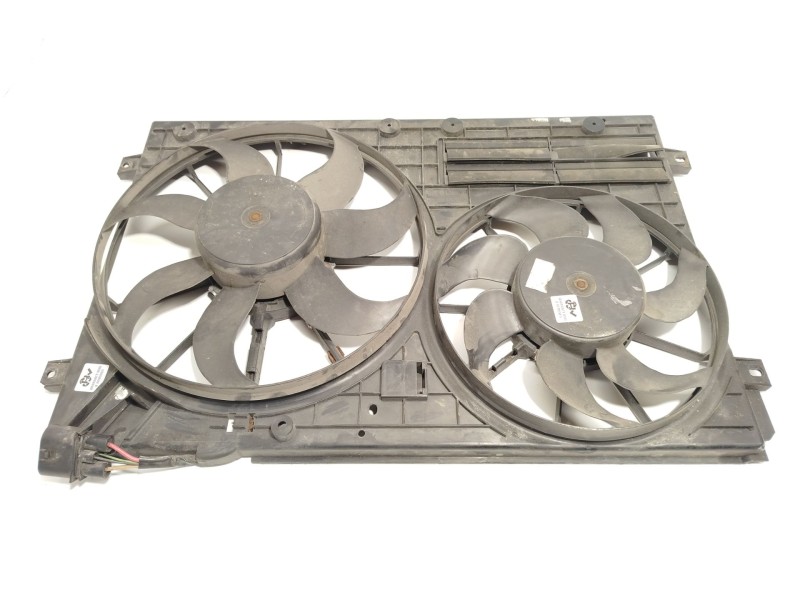 Recambio de electroventilador para seat leon (1p1) 2.0 tdi 16v referencia OEM IAM 1K0121207AT 1K0121205A 