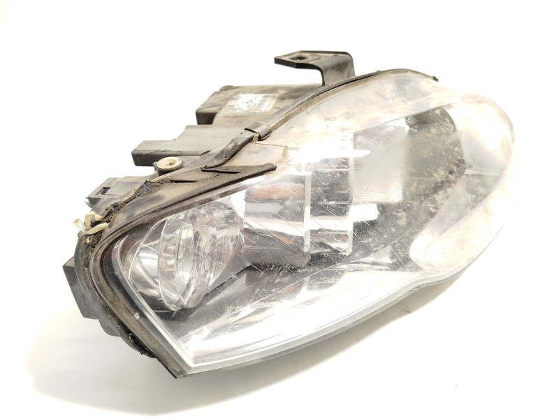 Recambio de faro derecho para audi a4 b7 avant (8ed) 2.0 tdi quattro referencia OEM IAM 8E0941004BK  0301219204