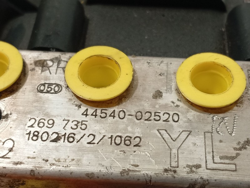 Recambio de abs para toyota auris active referencia OEM IAM 4454002520 0265956504 269735